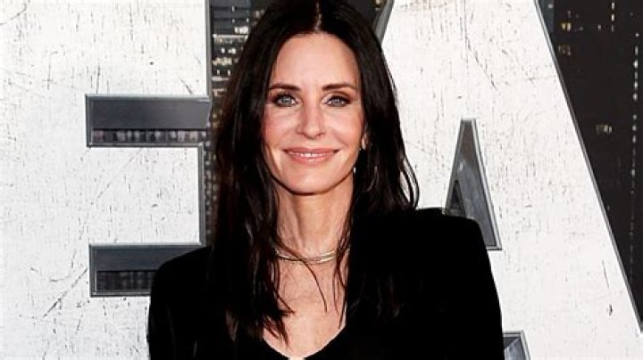 Courteney Cox - Biography | HELLO!