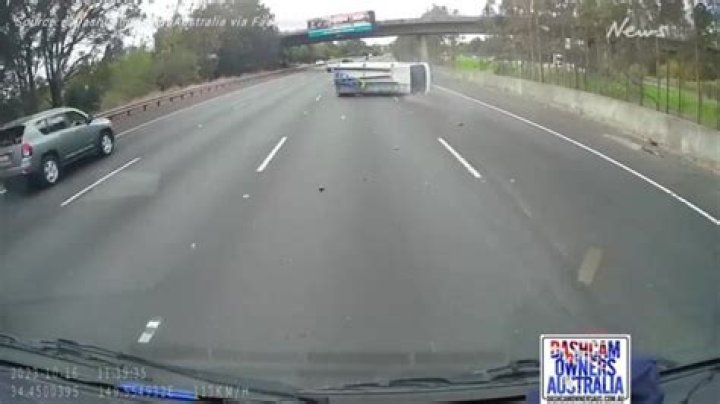 Dashcam video captures moment van rolls on Hume Highway