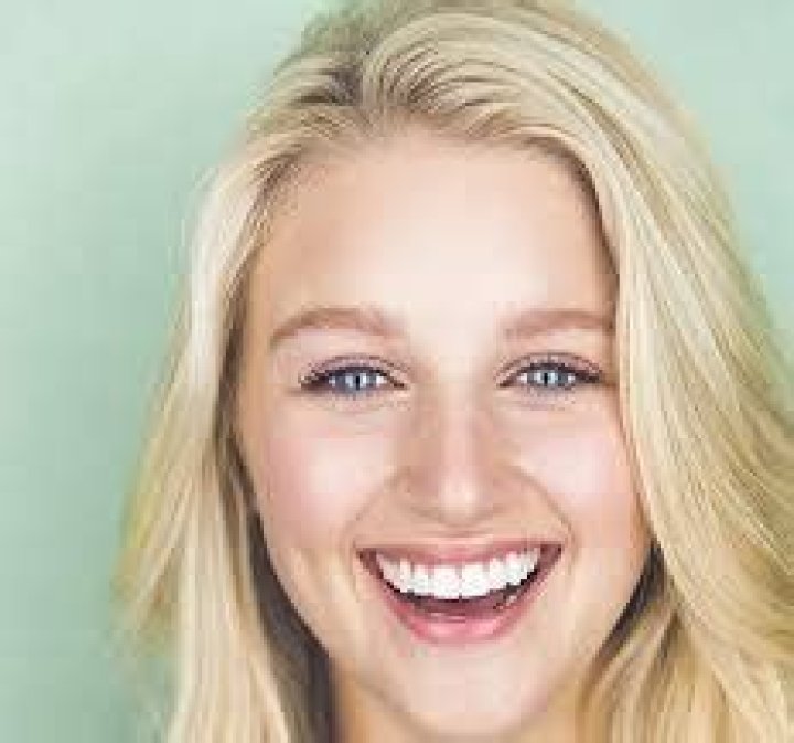 Julia Schlaepfer Biography