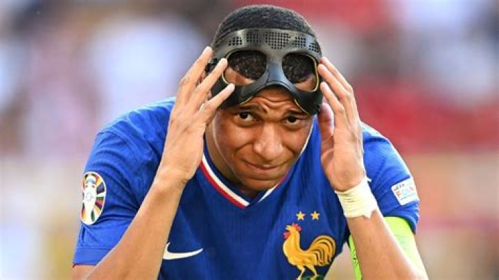 Mbappé found mask 'complicated' despite goal - Deschamps