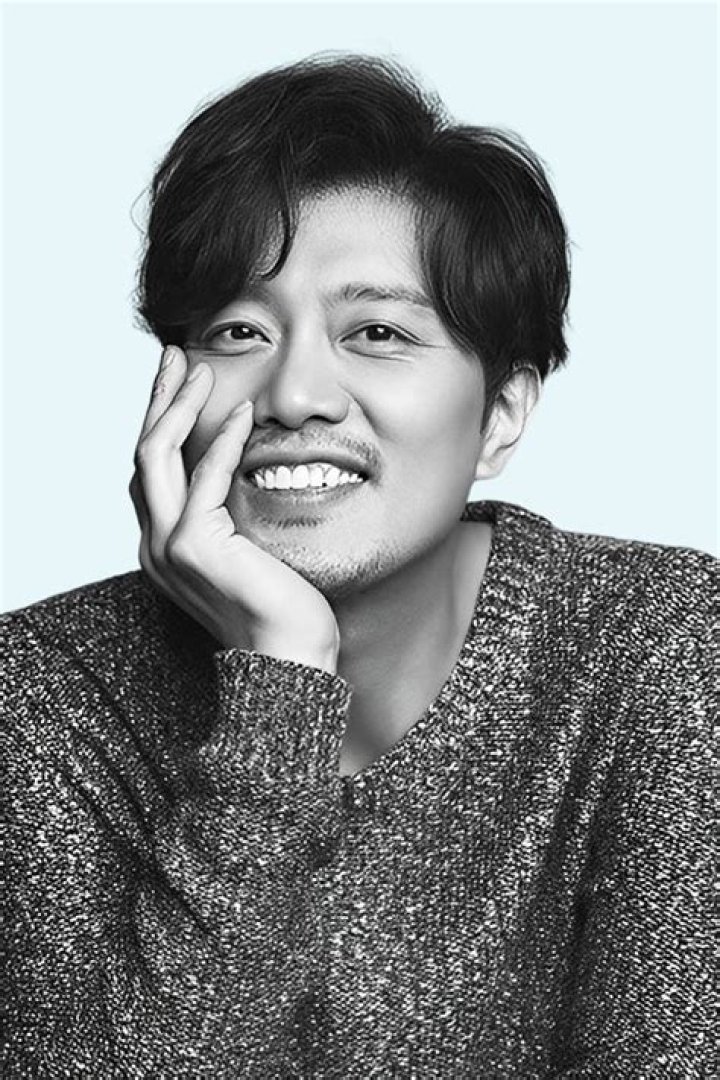 Park Hee-soon Biography