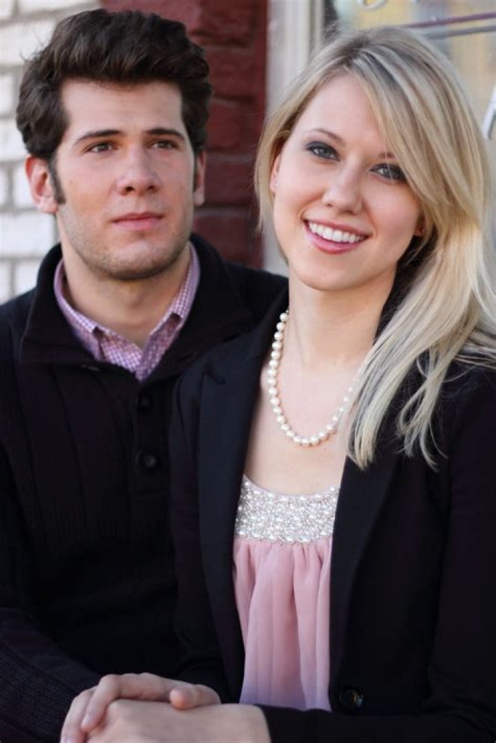 Steven Crowder Biography, Wife, Net Worth, Age, Height & Education