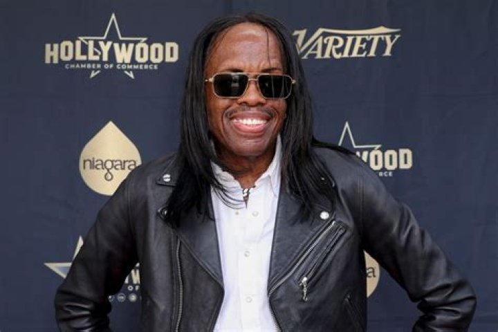 Who is Verdine White Sr.?
